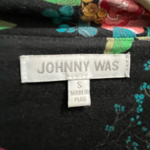 Johnny Was Camella black floral lounge robe size small